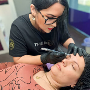 Formation certifiante en maquillage permanent (RS6508)