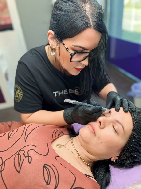 Formation certifiante en maquillage permanent (RS6508)