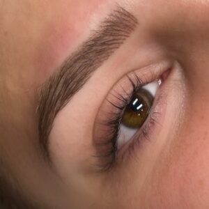 Formation certifiante en maquillage permanent (RS6508) : zone "sourcils"